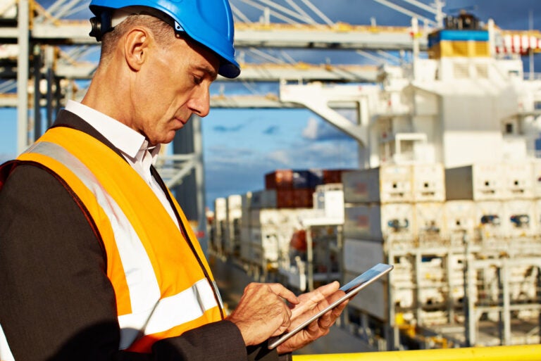 Optimising Operations- Strategies for Efficiency and Cost Control in UK Logistics